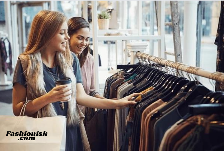 Ultimate Guide to Fashionisk.com: Your Go-To Source for Staying Ahead in the Style Game