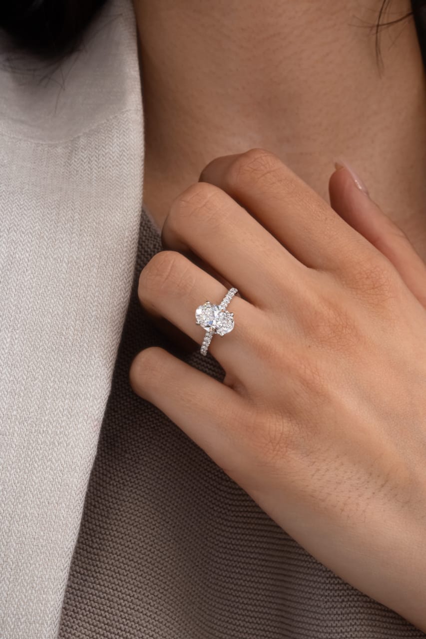 1 Carat Oval Cut Diamond Ring: A Symbol of Love and Commitment